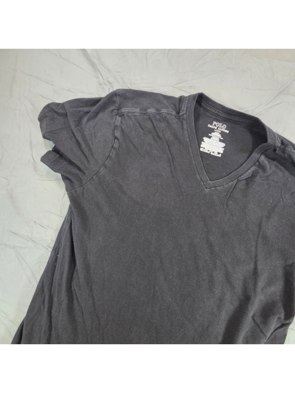 V-neck t-shirt from Polo Ralph Lauren Large